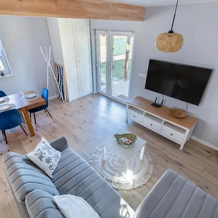 Tatil Evi Kropla Baltyku W Darlowku Z Ogrodem By Renters